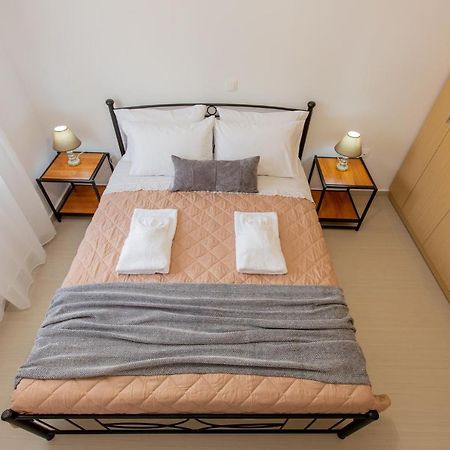 Costos Condos New 10A 1 Bedroom 纳弗帕克托斯 外观 照片