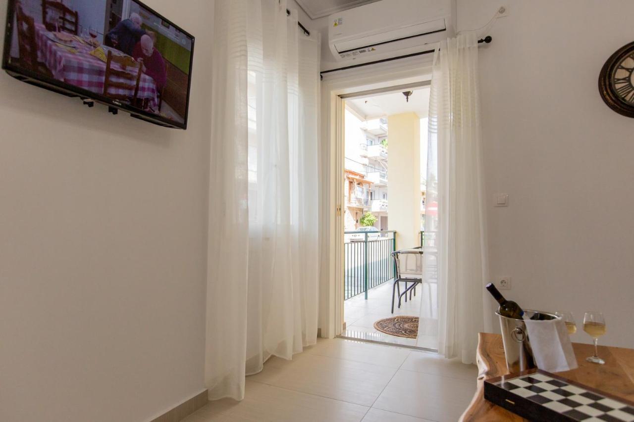 Costos Condos New 10A 1 Bedroom 纳弗帕克托斯 外观 照片