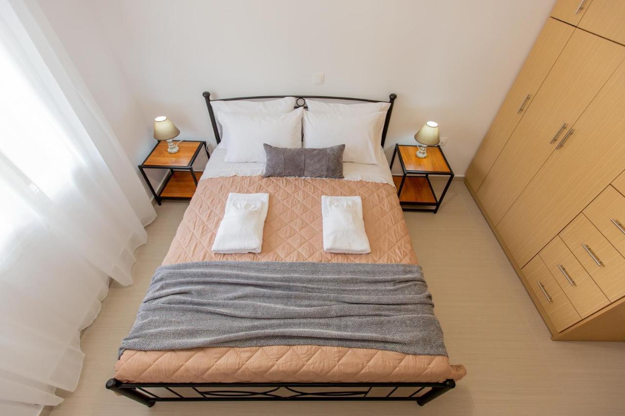 Costos Condos New 10A 1 Bedroom 纳弗帕克托斯 外观 照片